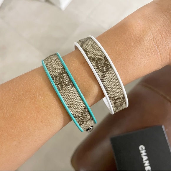 Gucci GG Monogram Cuff Bangle - Picture 11 of 11